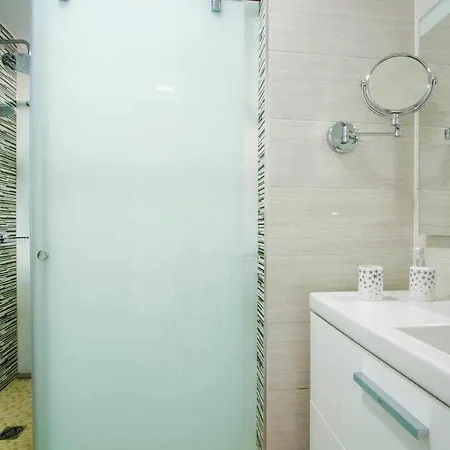 Five Dreams , 2 Piscina Privada 科拉雷侯